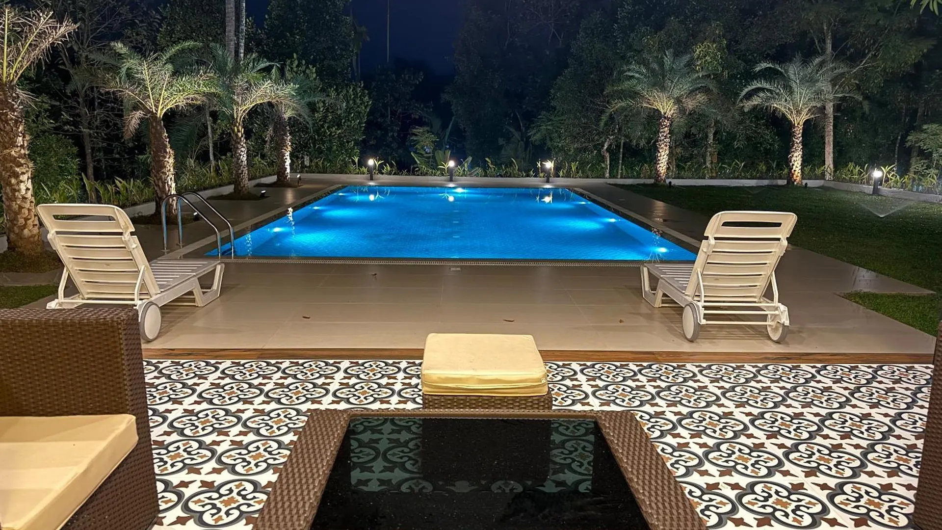 Le Jardin - Private Pool Villa Kochi
